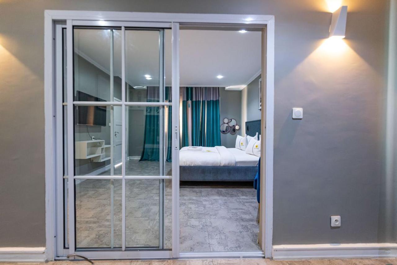 Villa Magnum Douala Exteriér fotografie